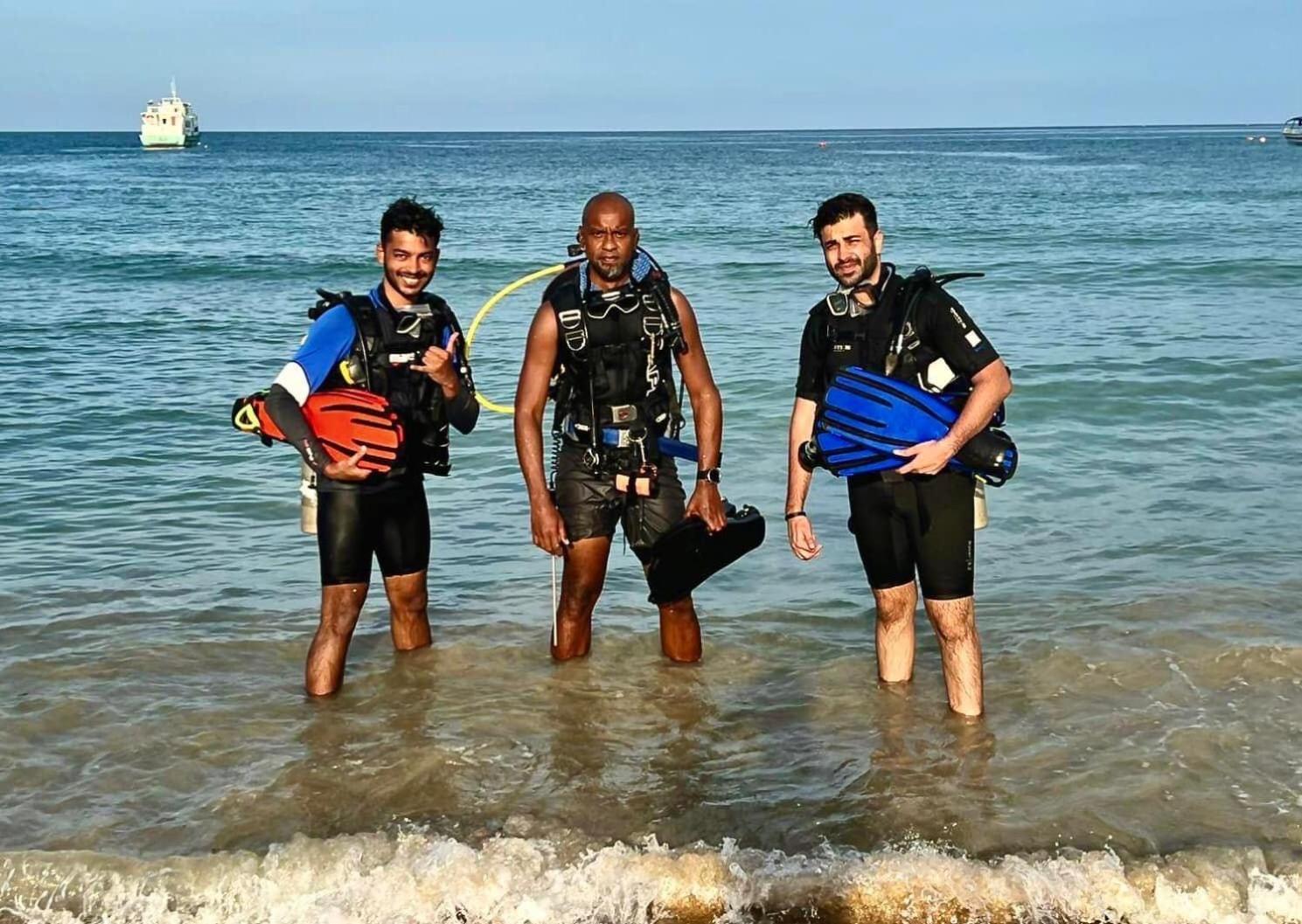 Tiongman Scubadive & Lodge Kampong Juara 外观 照片