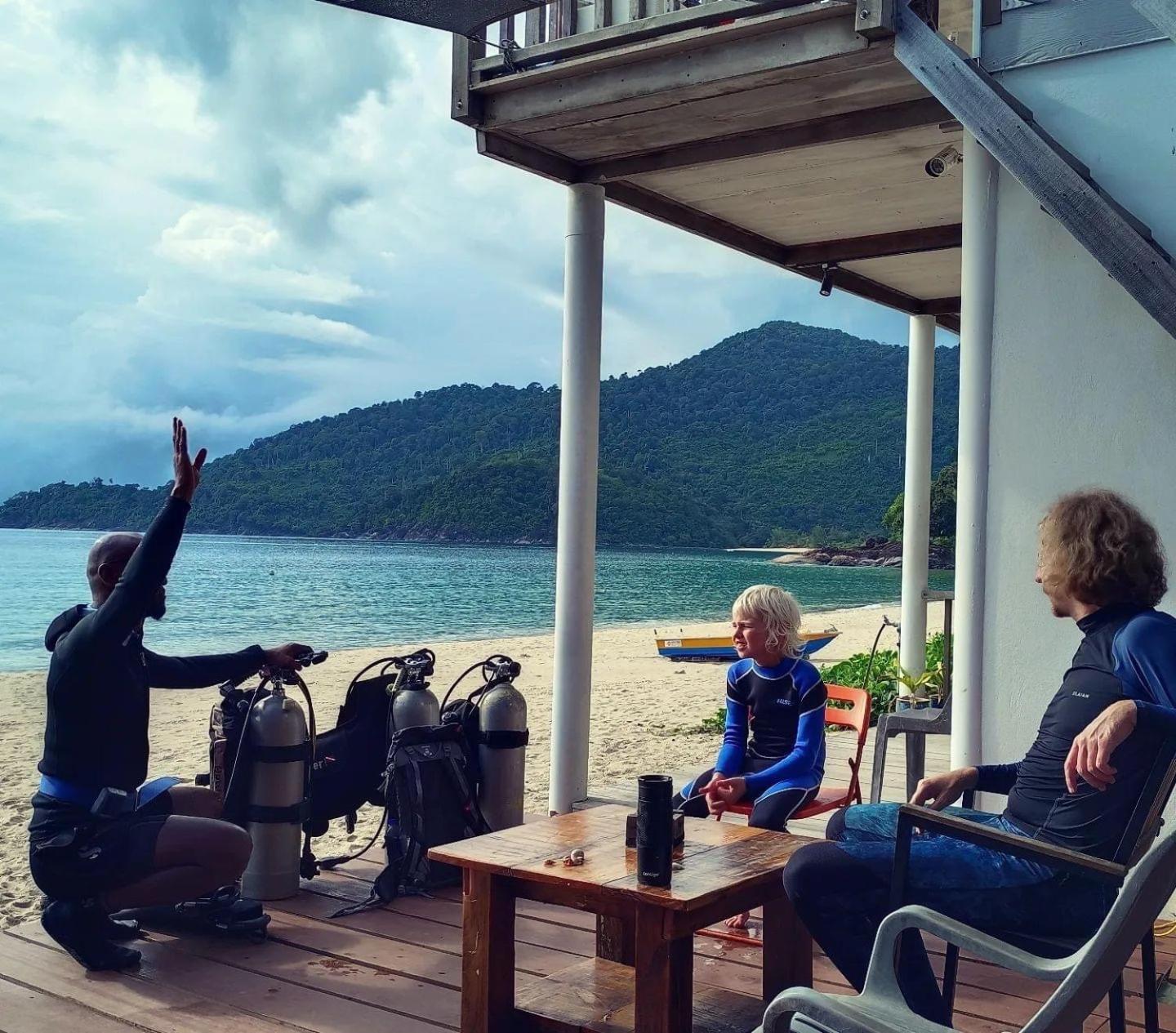 Tiongman Scubadive & Lodge Kampong Juara 外观 照片